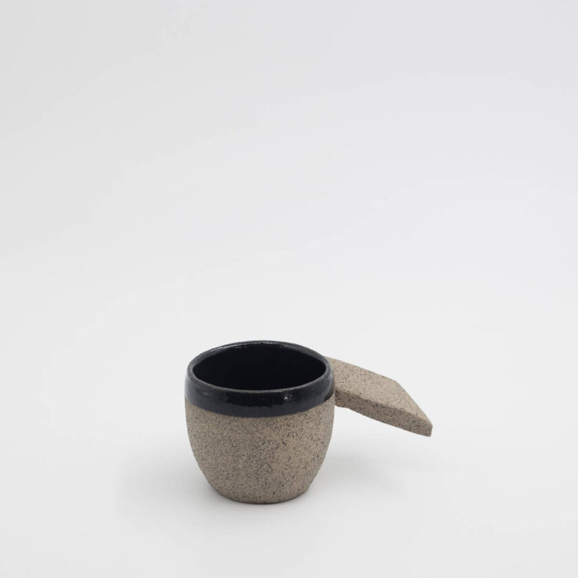 Small espresso cup with handle Doupiani